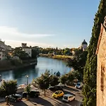 La Finestra Sul Ponte By Postcardsfrom Bed & Breakfast 4*