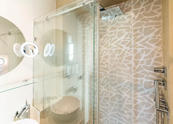 Panzió La Finestra Sul Ponte By Postcardsfrom 4*