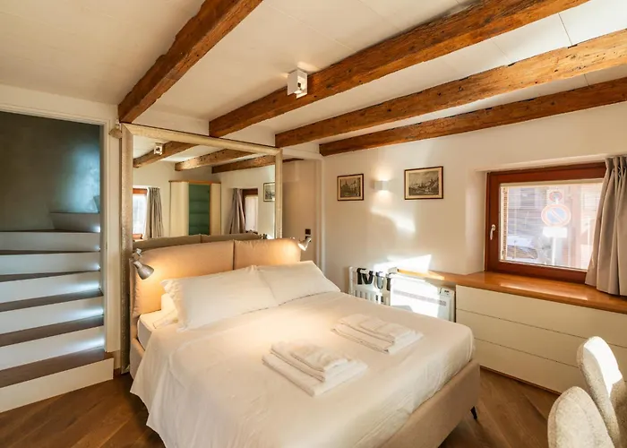 Bed and breakfast La Finestra Sul Ponte By Postcardsfrom
