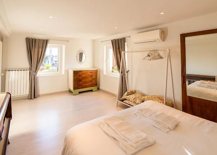 La Finestra Sul Ponte By Postcardsfrom 4* Verona