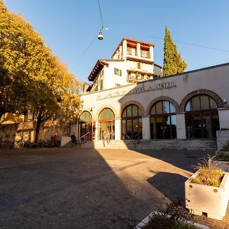 La Finestra Sul Ponte By Postcardsfrom Bed & Breakfast Verona