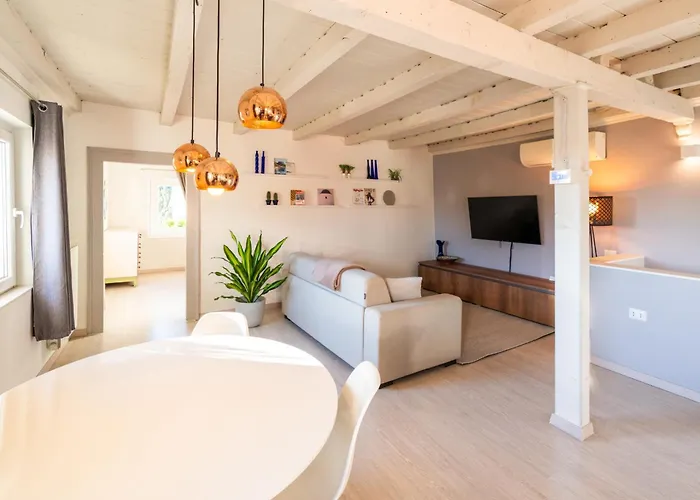 La Finestra Sul Ponte By Postcardsfrom