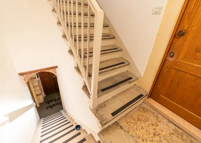 La Finestra Sul Ponte By Postcardsfrom Отель типа 