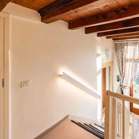 Bed and breakfast La Finestra Sul Ponte By Postcardsfrom