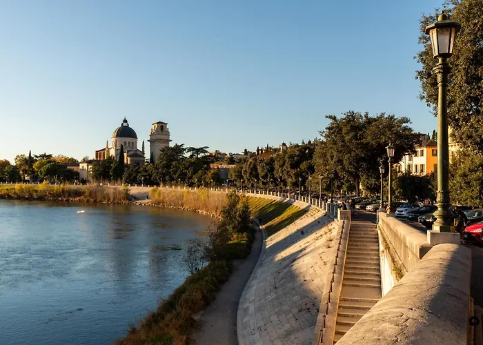 לינה וארוחת בוקר La Finestra Sul Ponte By Postcardsfrom