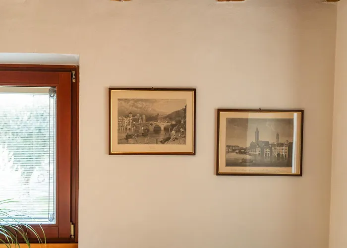 לינה וארוחת בוקר La Finestra Sul Ponte By Postcardsfrom