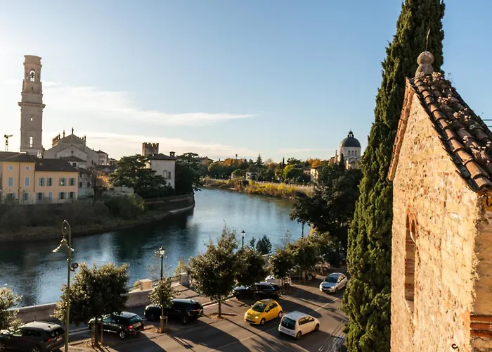 La Finestra Sul Ponte By Postcardsfrom לינה וארוחת בוקר 4*