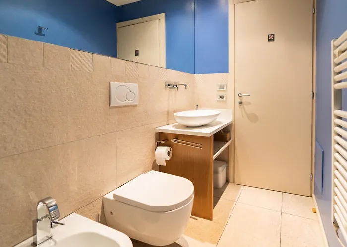 Bed & Breakfast La Finestra Sul Ponte By Postcardsfrom 4*